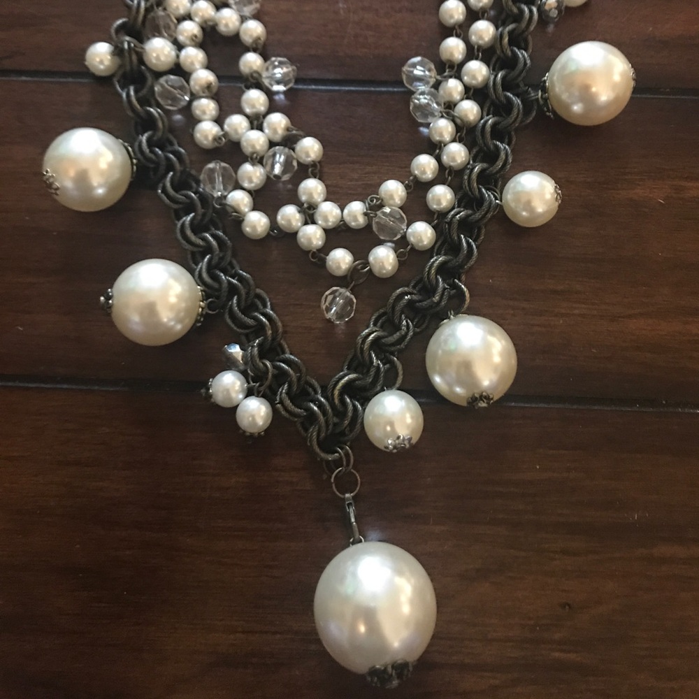 Chunky fashion Pearl necklace